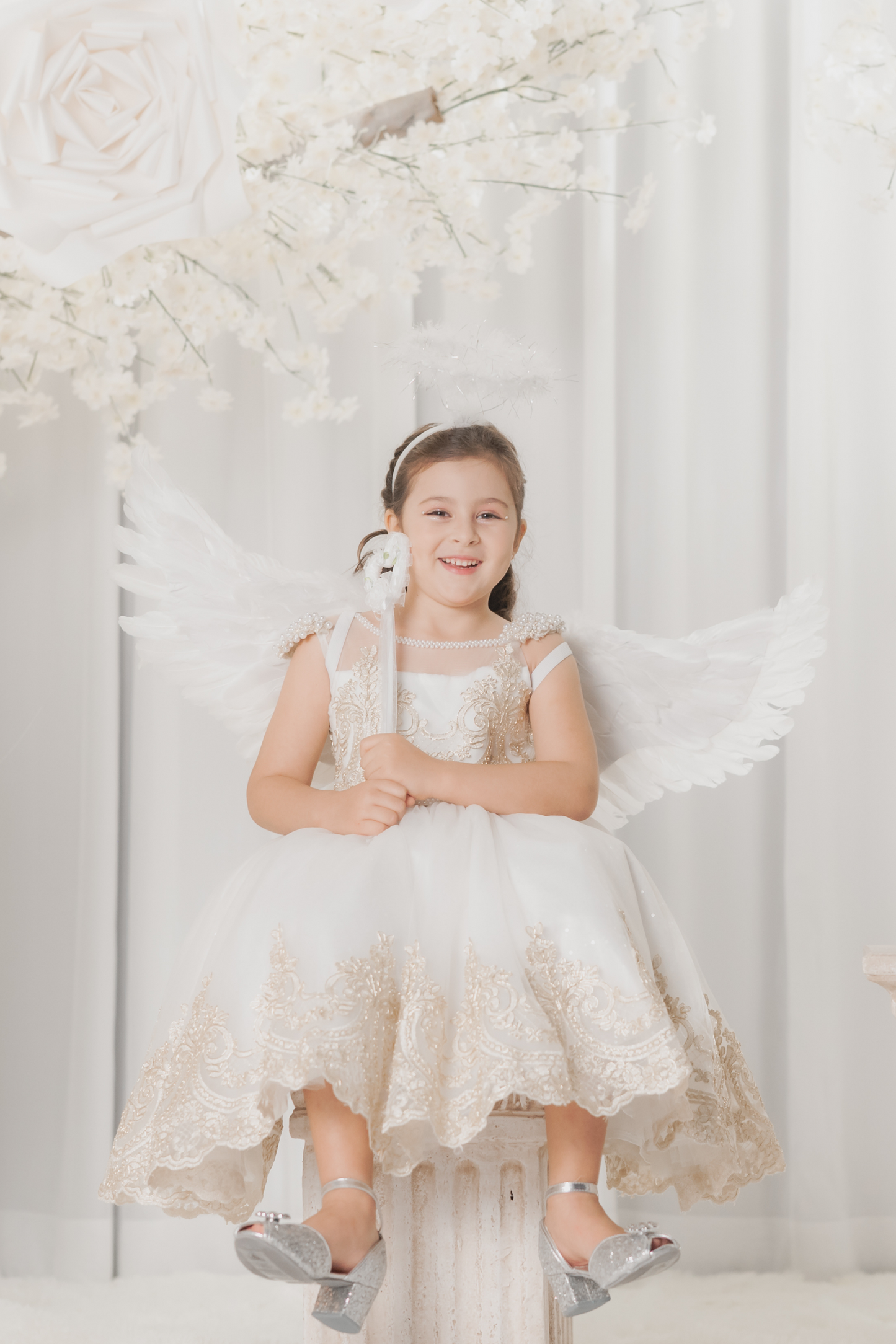 Ready-to-Ship ★ White Swan Gold Lace Dress