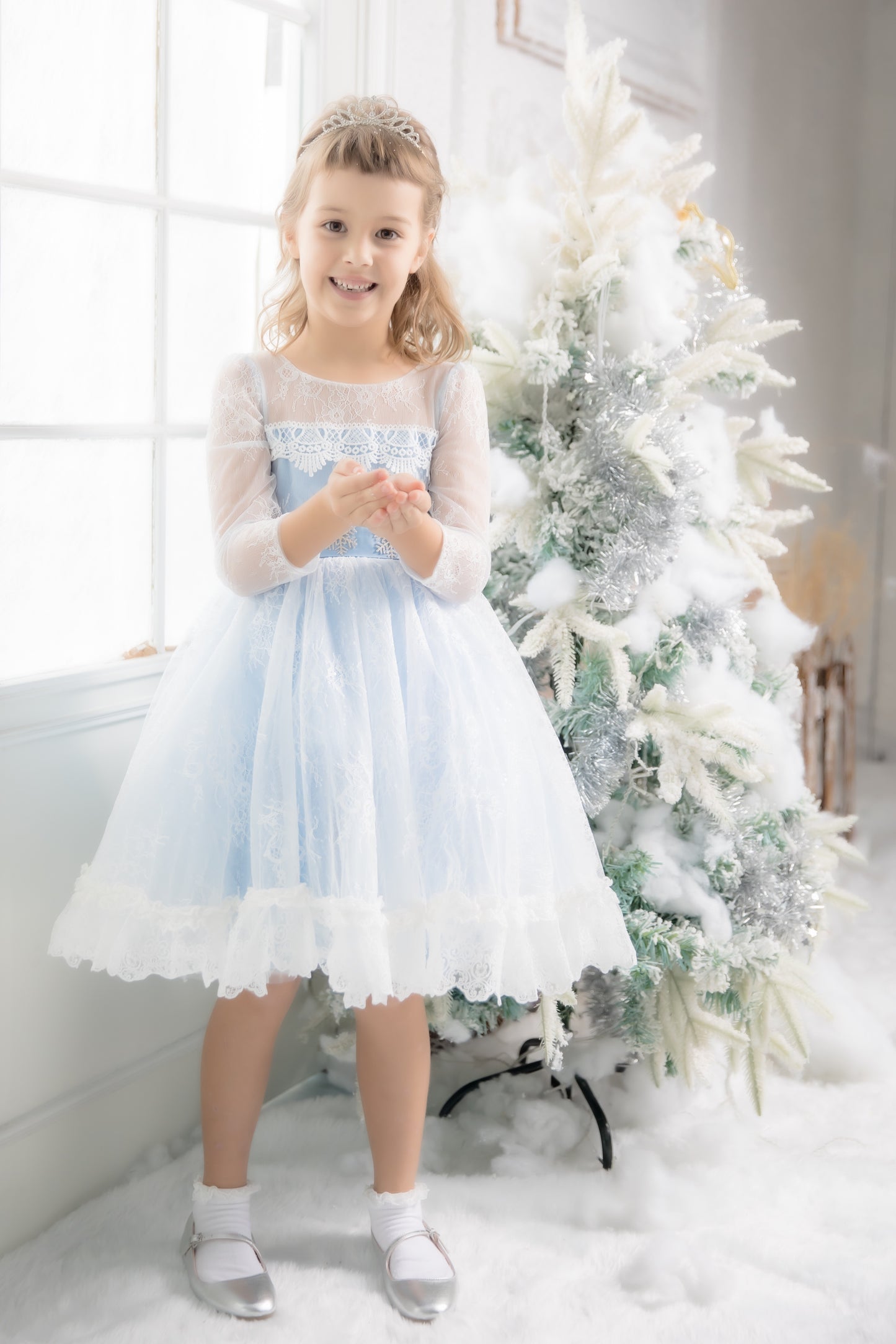 Blue Elsa Long Sleeves Lace Dress